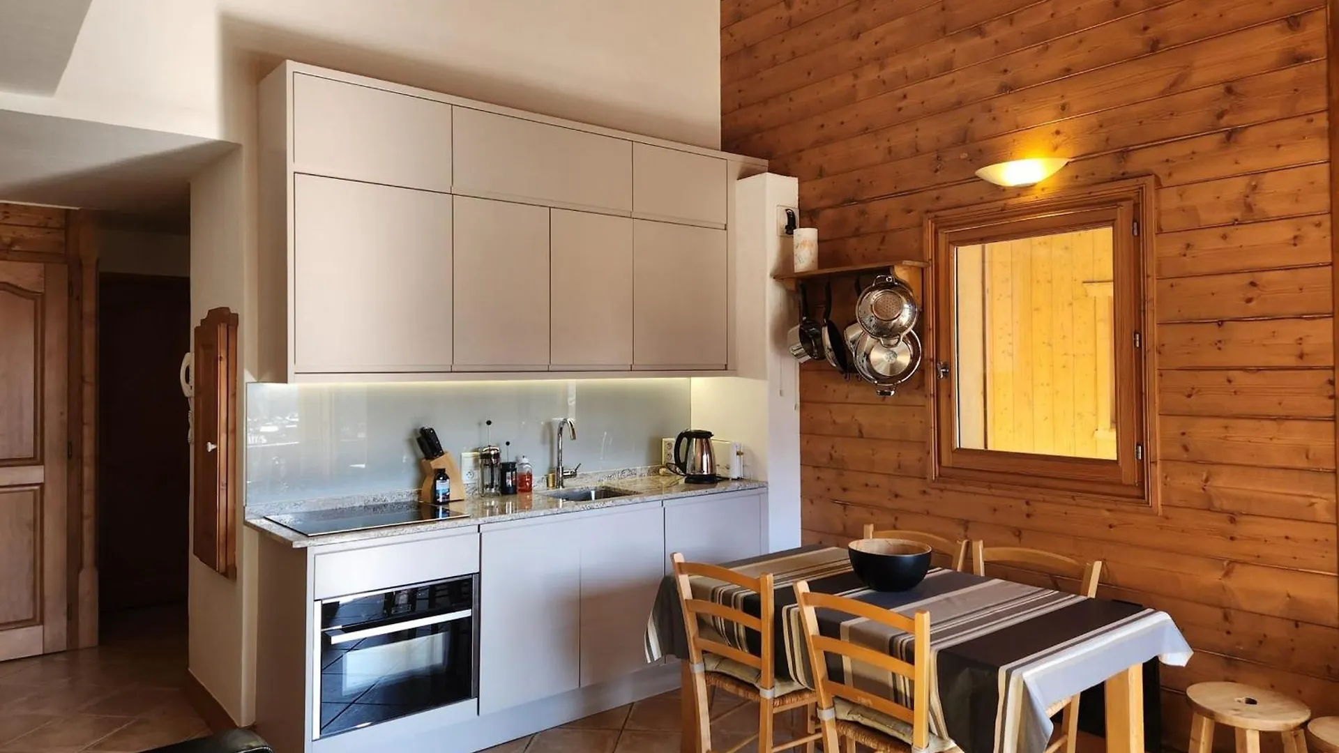 Bel Appartement 4 Pieces Avec Vue Montagne Et Wifi A Samoens - Fr-1-629-146 France